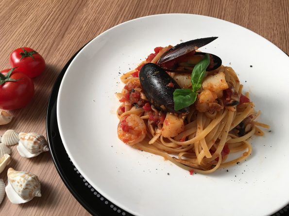 蕃茄海鮮扁意粉